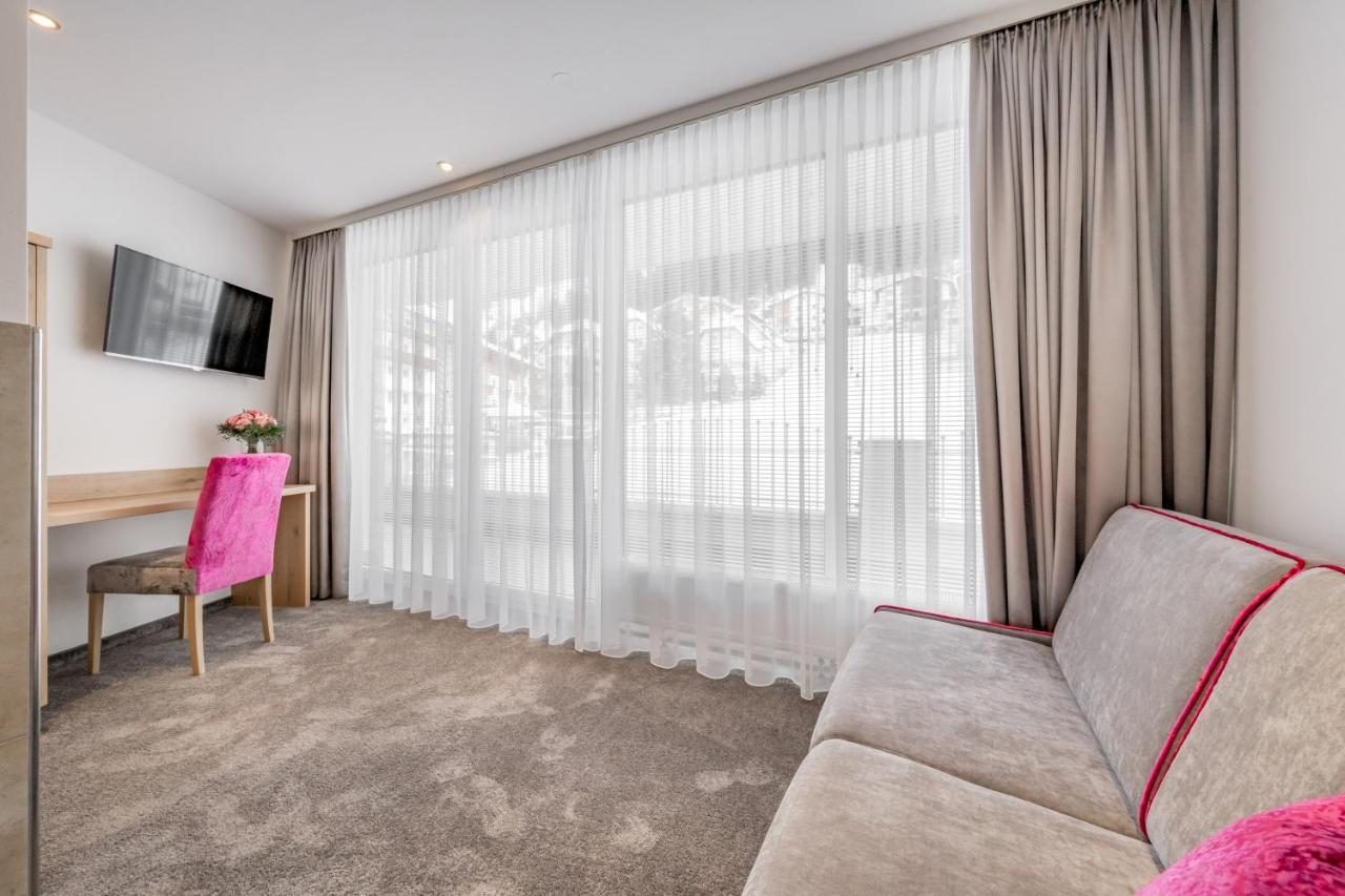 Garni Christine Hotel 4*